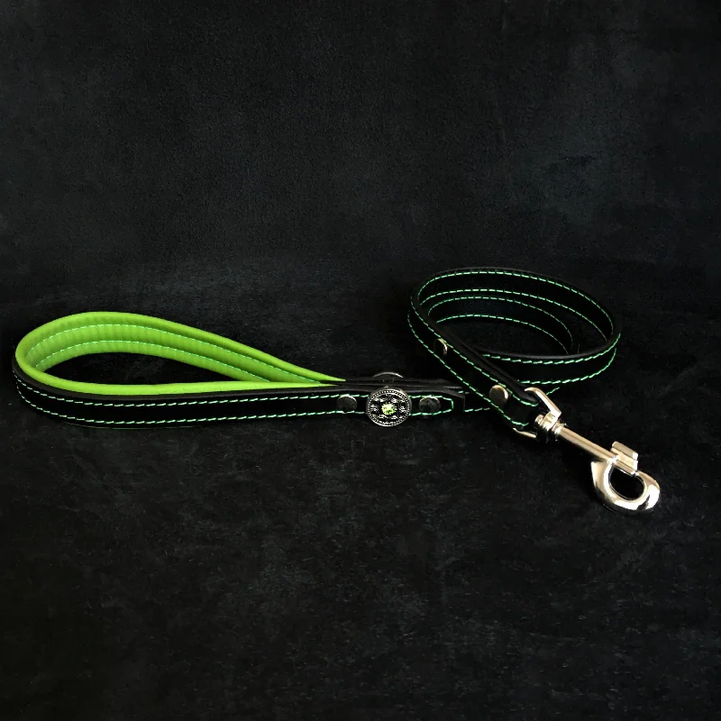 Breathable pet socks-''Bijou'' leather lead green