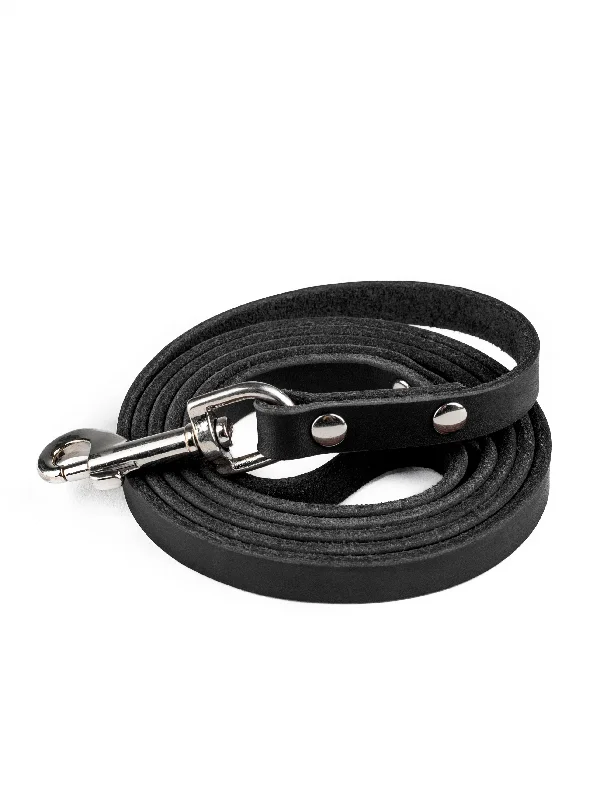 Sticky pet hair remover-Mighty Paw Distressed Leather Dog Leash: Premium Comfort and Style