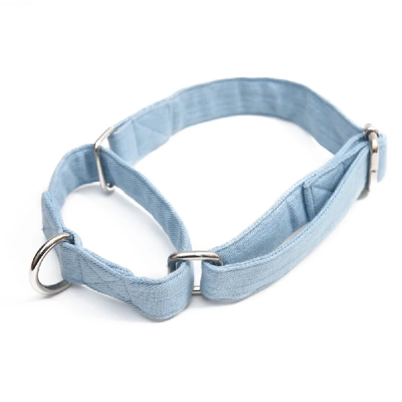 Knitted cat nap sack-Light Blue Denim Martingale Denim Collar