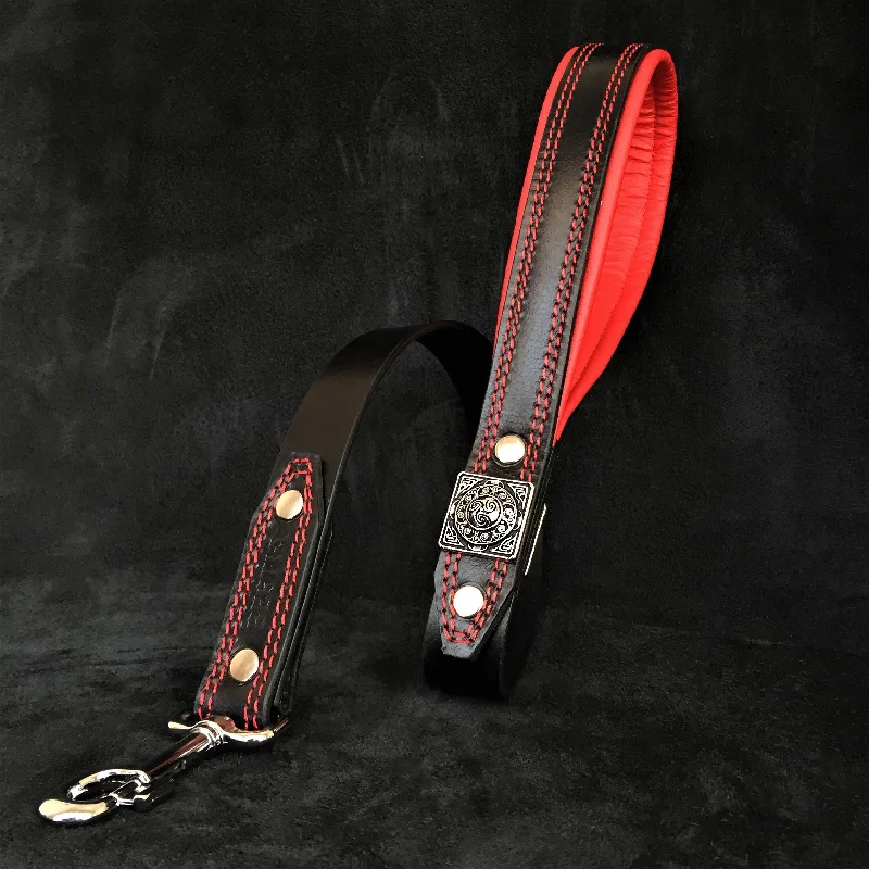 Quick-fit pet car belt-The "Eros" leash black & red